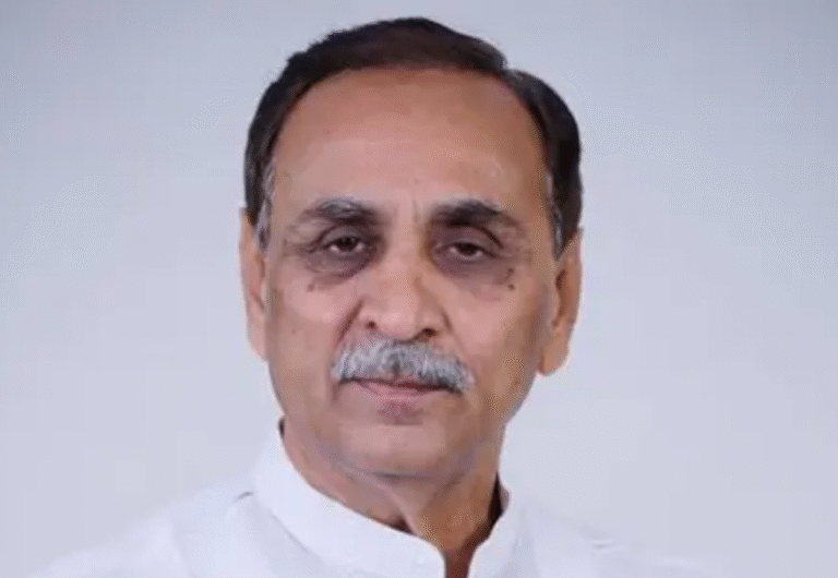 ????️ Tragic Demise: Former Gujarat CM Vijay Rupani Dies in Air India Crash